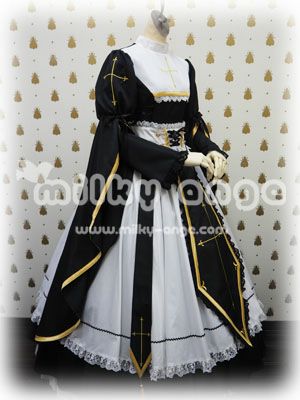 袖をたくし上げたスタイル　サイドスタイル