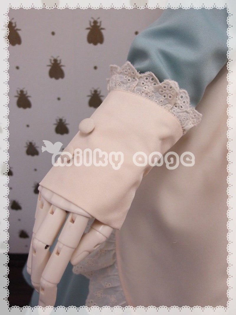 メイド服（長袖、ロング、アイシーブルー）・カフスアップ