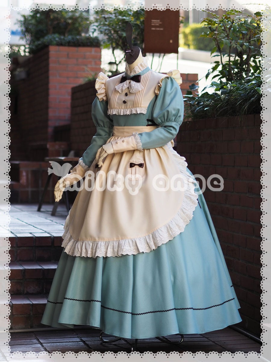 メイド服（長袖、ロング、アイシーブルー）・斜め